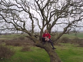 Flashing My Pussy Up In A Tree